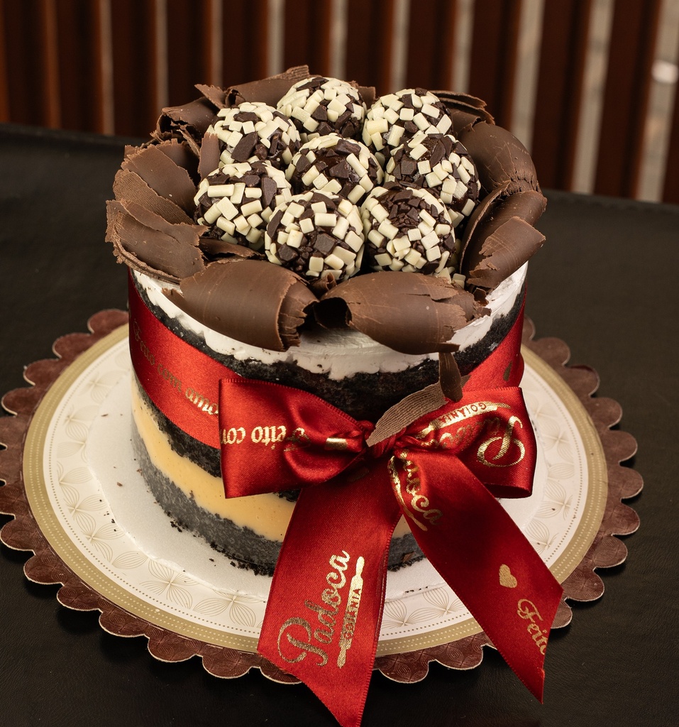 Torta Brigadeiro Branco e Preto
