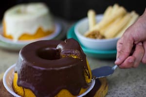 Bolo de Cenoura com Cobertura Redondo