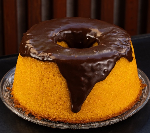 Bolo Redondo Cenoura com Cobertura