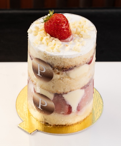 Mini Torta Ninho com Morango Unidade